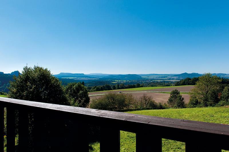 Panorama-Apartments Weinberghaus Mittelndorf Dış mekan fotoğraf